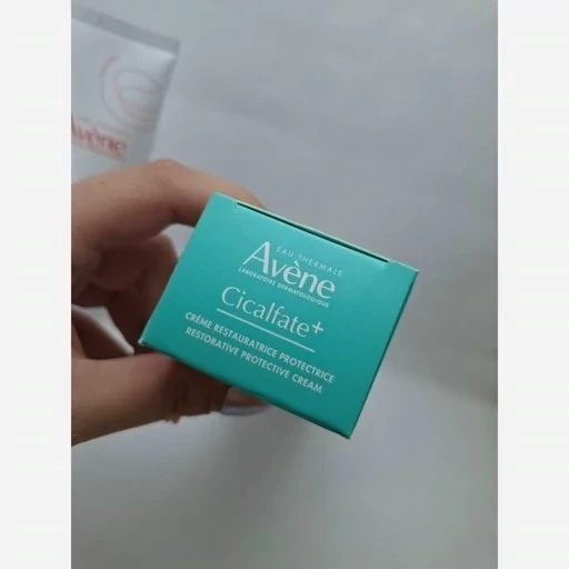 قیمت و خرید کرم ترمیم کننده اون Avene Cicalfate+ مناسب پوست های حساس، آسیب دیده و تحریک شده حجم 100 میل | اسکراب | لایه بردار | لوازم آرایشی | خارجی | اوریجینال_6abe7b8abb9d2.webp